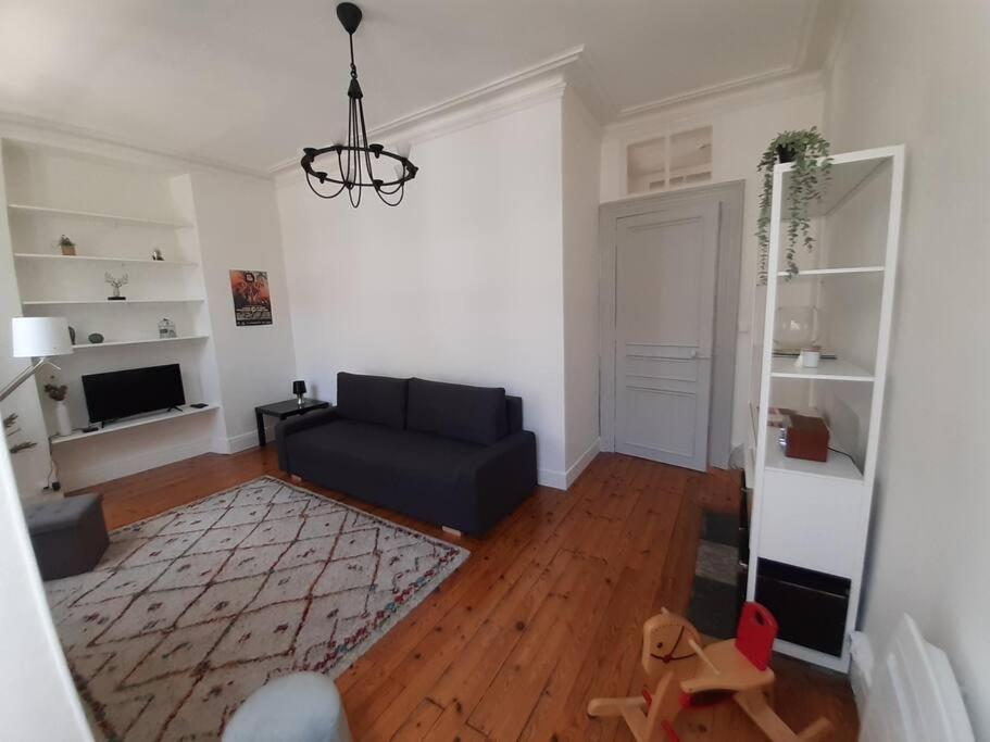 Appartement Le TAYLOR Hypercentre, Spacieux & Lumineux 9 Rue Alexander Taylor 64000 Pau