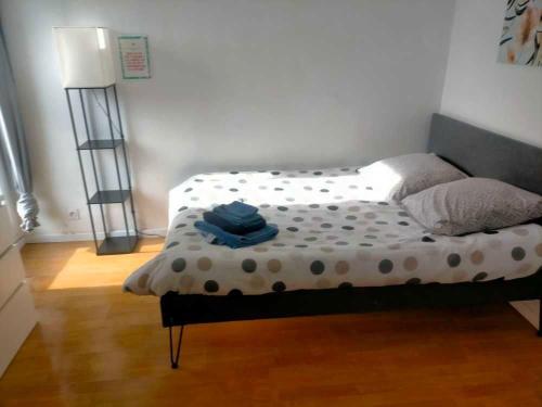 Le Tendance : Studio avec Jardin