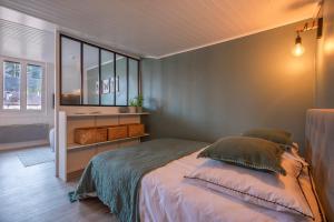 Le Toit du Palais de l'Isle - Studio with stunning views