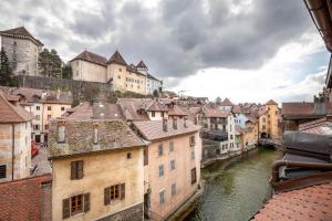 Appartement Le Toit du Palais de l'Isle - Studio with stunning views 6 Rue Grenette 74000 Annecy Rhône-Alpes