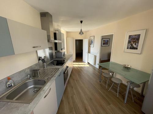 « Le traversin » Centre Sarlat App. 2 chambres