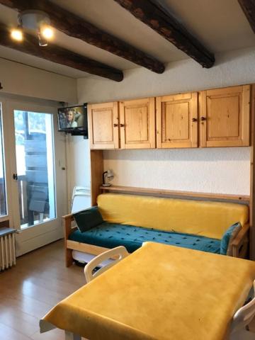 Le Trendy: 2-room 2 blocks from the beach