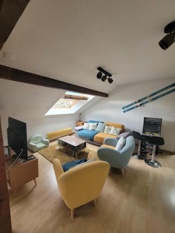 Appartement Le Trésor des Vosges Appartement spacieux et lumineux 80m2 idéal famille 4 à 6 personnes 2 Boulevard de Colmar 88400 Gérardmer