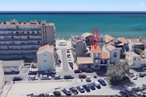 Le Tribord - F2 duplex avec balcon à 30 m de la plage