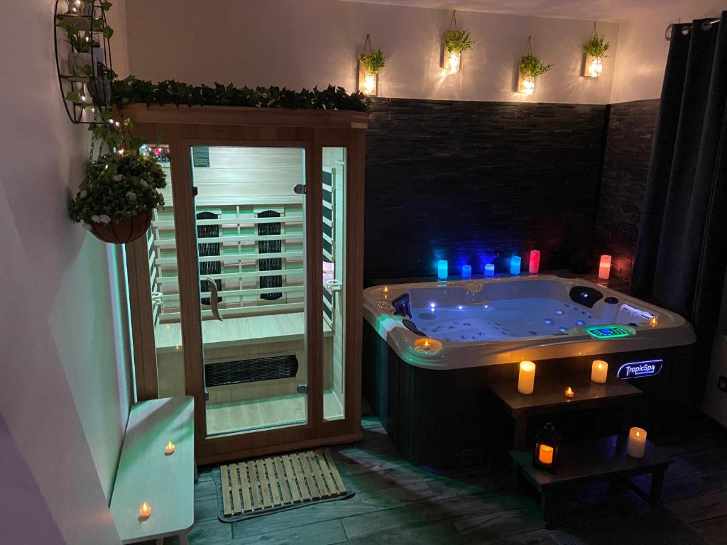 le tricosy jacuzzi et sauna privatif 33 Gr Grande Rue, 60420 Tricot