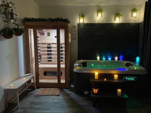 le tricosy jacuzzi et sauna privatif