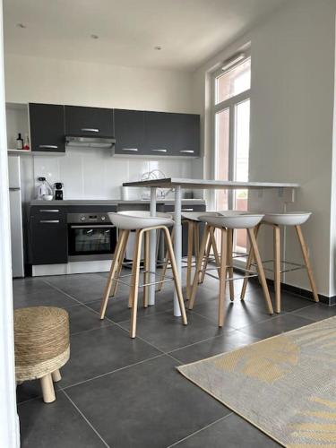 Le triomphe logement central, 8 pax 3 chambres