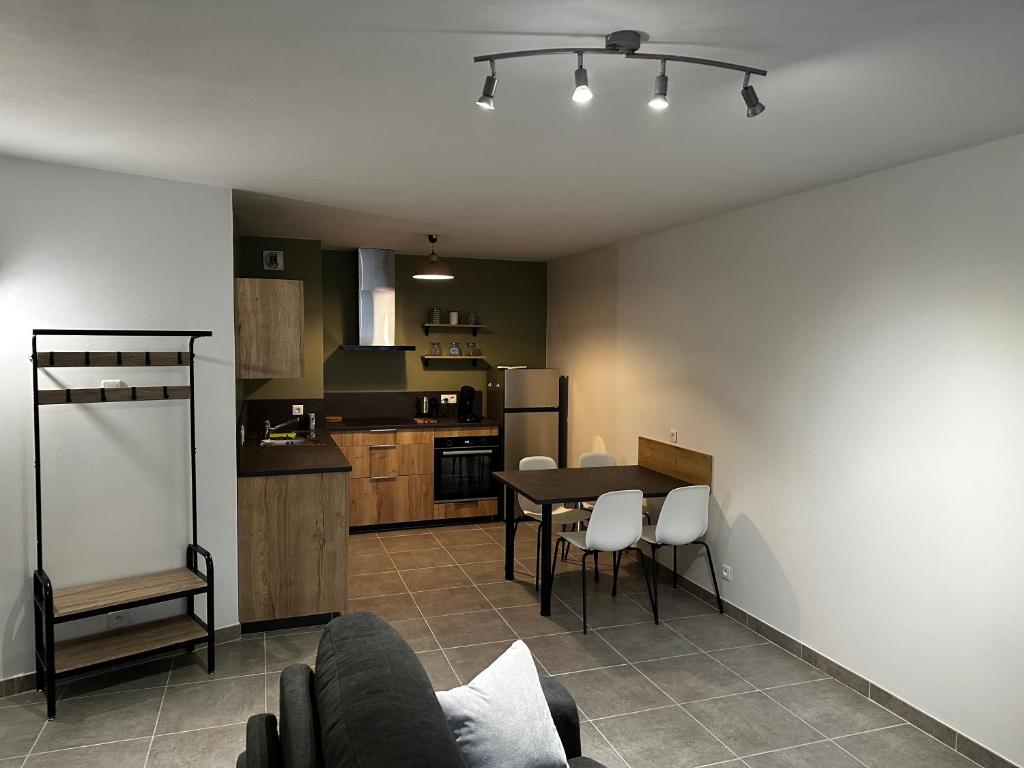 Appartement Le troubadour 60 Rue Jean-Louis Arnoult 74800 La Roche-sur-Foron