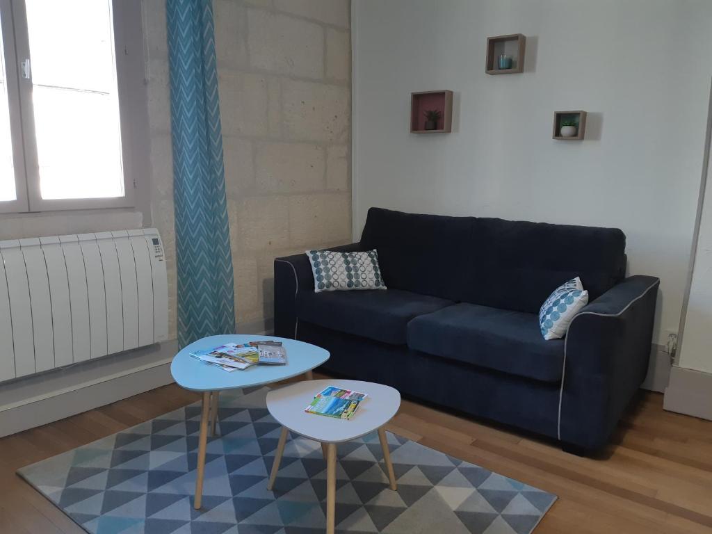 Appartement Le Vaillant, appartement T2, proche gare, hyper-centre et marais, 1 à 2 personnes, WIFI 82 Rue Edouard Vaillant 18000 Bourges