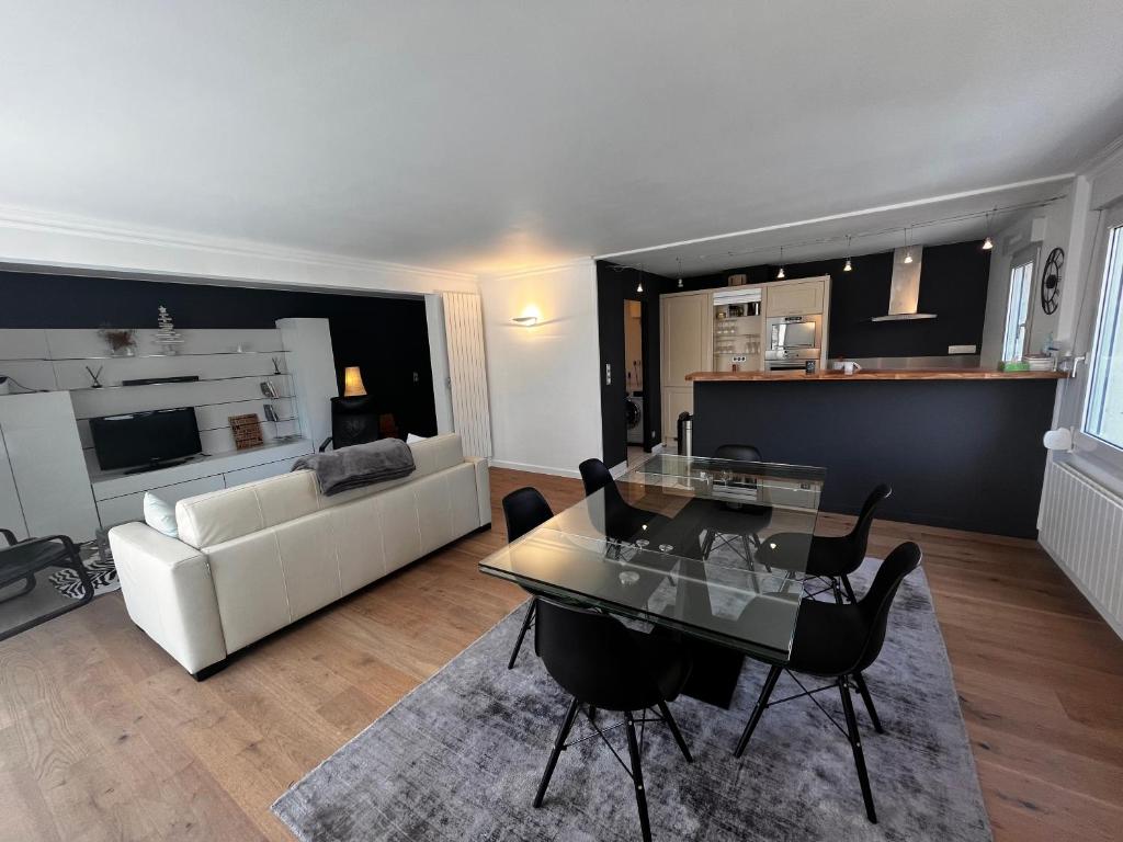 Appartement Le Wembley Superbe appartement avec parking 55 Rue d'Etaples 62520 Le Touquet-Paris-Plage