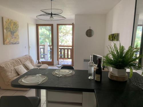 Le Wizz : appart cosy entre lac et montagne