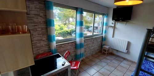 Appartement Le Zodiaque 18m² piscine 120 Rue de l'Hippodrome 83400 Hyères Provence-Alpes-Côte d\'Azur