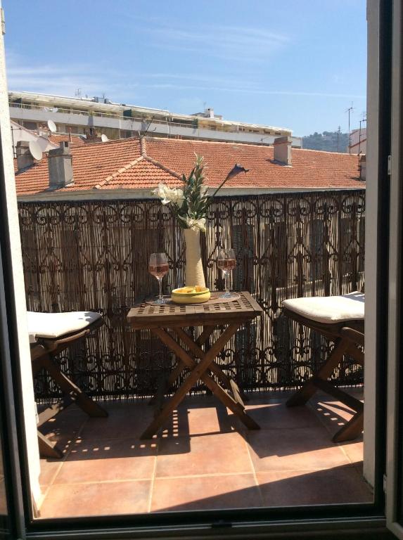 Lecerf apartment 3rd floor 4 Rue Lecerf, 06400 Cannes