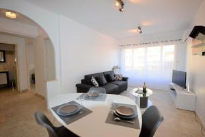 Appartement Lecerf Central - Calme - Terrasse - Wifi - Clim 6eme 11 Rue Lecerf 06400 Cannes Provence-Alpes-Côte d\'Azur