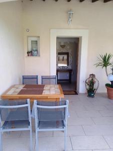 Appartement Les Acacias 84320 35 Chemin de Bretagne 84320 Entraigues-sur-la-Sorgue Provence-Alpes-Côte d\'Azur