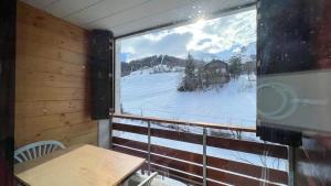 Appartement Les Alaris Résidence la CBU Enchastrayes 04400 Enchastrayes Provence-Alpes-Côte d\'Azur