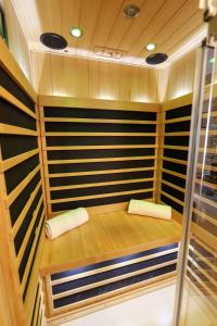 Les Bains - Duplex 4 étoiles en plein centre - sauna