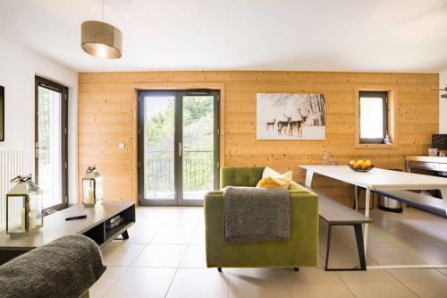 Les Balcons des Aravis Central 3bed upto 6pax 2 parking spaces close to ski-lift 8