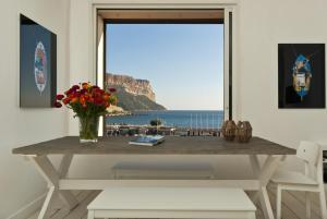 Appartement Les Barques, Vue splendide sur le port de Cassis Avenue de l'Amiral Ganteaume 13260 Cassis Provence-Alpes-Côte d\'Azur