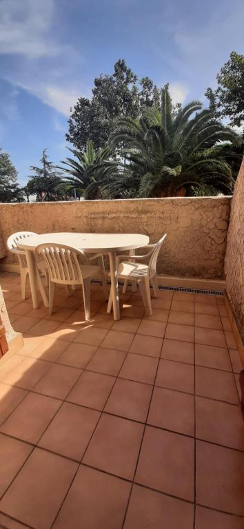 Appartement LES BOUGAINVILLIERS - Vue dégagée proche plage Rue Heitor Villa Lobos 66750 Saint-Cyprien