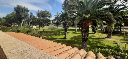 LES BOUGAINVILLIERS - Vue dégagée proche plage