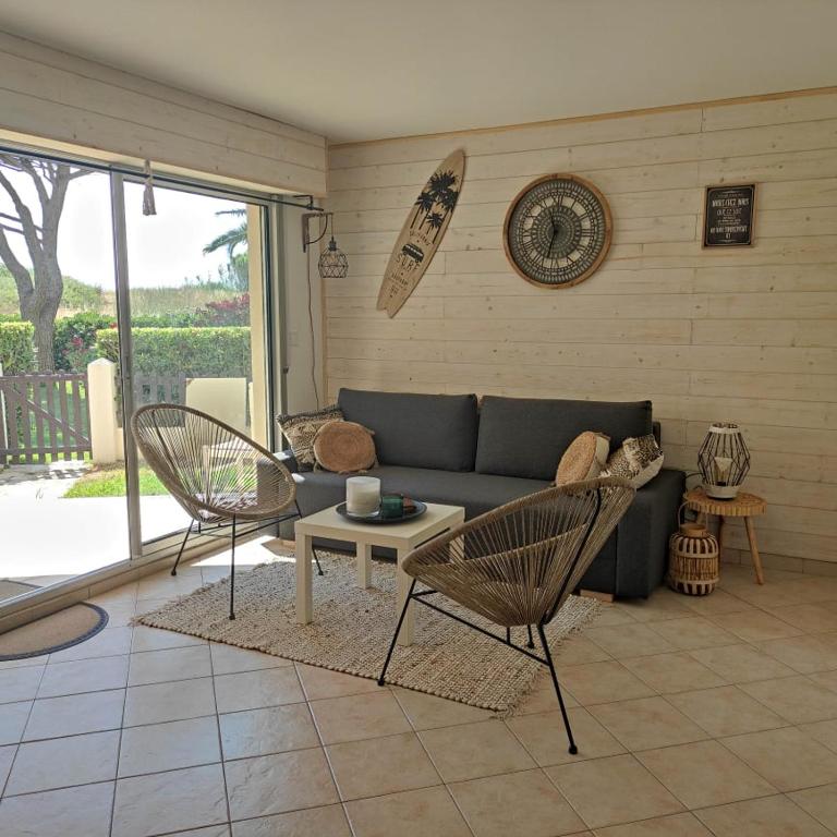 Appartement LES CAPITELLES - Accès direct à la plage depuis le jardin Impasse Donizetti 66750 Saint-Cyprien