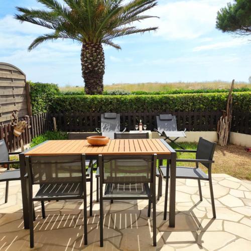 LES CAPITELLES - Accès direct à la plage depuis le jardin