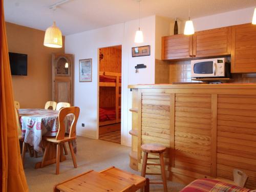 Appartement Appartement Les Carroz d'Arâches, 2 pièces, 6 personnes - FR-1-572-97 247 Route des Moulins Arâches-la-Frasse