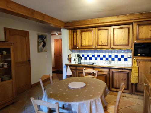 Appartement Les Carroz d'Arâches, 3 pièces, 4 personnes - FR-1-572-278 Arâches-la-Frasse france