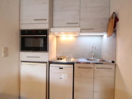 Appartement Les Carroz d'Arâches, 3 pièces, 6 personnes - FR-1-572-204 Arâches-la-Frasse france