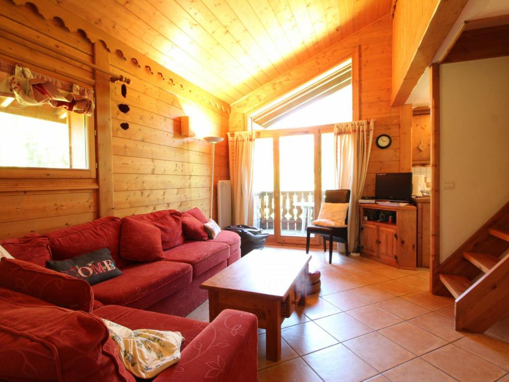 Appartement Appartement Les Carroz d'Arâches, 4 pièces, 6 personnes - FR-1-572-43 651 Route du Mont Favy, 74300 Les Carroz d\'Arâches