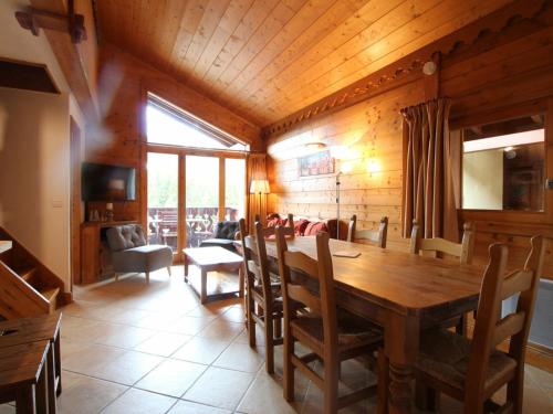 Appartement Les Carroz d'Arâches, 4 pièces, 8 personnes - FR-1-572-112 Les Carroz d\'Arâches france