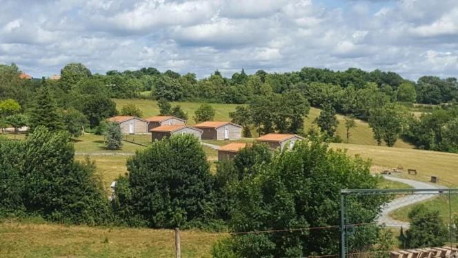 Appartement LES CHALETS D HERMINE LES POUGETIERS 81360 Montredon-Labessonnié