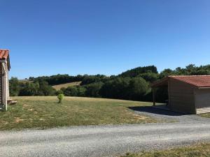 Appartement LES CHALETS D HERMINE LES POUGETIERS 81360 Montredon-Labessonnié Midi-Pyrénées