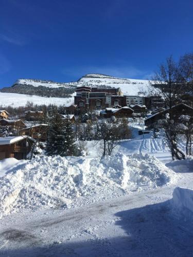 LES CHALETS D'OR 2 CHAMBRES SEPAREES ET PARKING