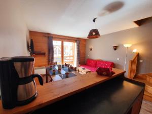 Appartement Les Chalets Des Rennes - VARS - T3 DUPLEX 6 personnes - CDRA51 ROUTE DU COL - QUARTIER FONTBONNE 05560 Vars Provence-Alpes-Côte d\'Azur