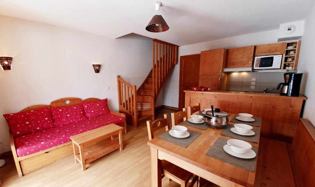 Appartement Les Chalets Des Rennes - VARS - T3 DUPLEX 6 personnes - CDRB41 ROUTE DU COL - QUARTIER FONTBONNE 05560 Vars