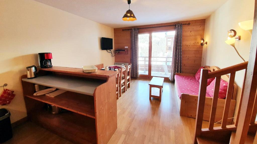 Appartement Les Chalets Des Rennes - VARS - T3 DUPLEX 6 personnes - CDRG31 Route du Col 05560 Vars