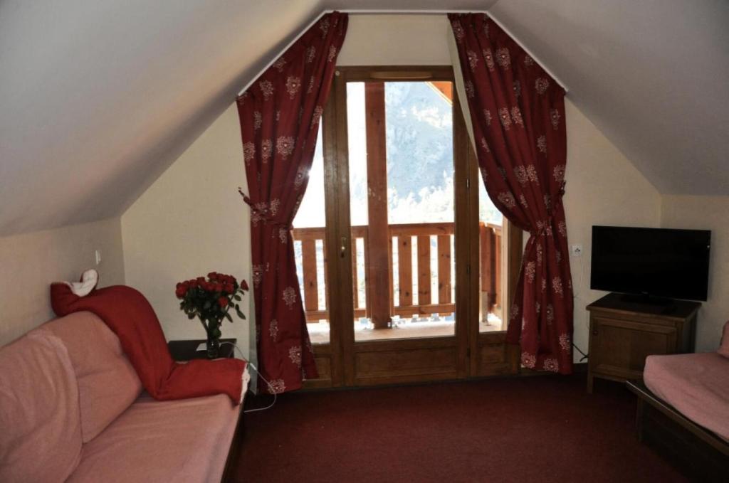 Les Chalets Valoria - 3 Pièces pour 8 Personnes 804 272 rue des Grandes Alpes, 73450 Valloire