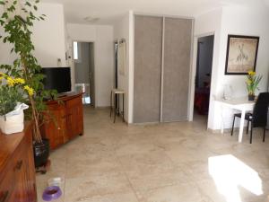 Appartement les cigales 379 chemin saint georges saint roch 13980 Alleins Provence-Alpes-Côte d\'Azur