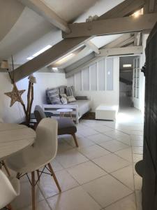 Appartement Les Citronniers 16 Rue Edith Duhamel 06230 Villefranche-sur-Mer Provence-Alpes-Côte d\'Azur