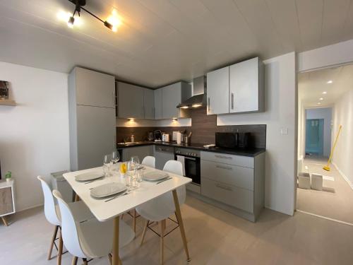 Les Cosy De Nancy - Mister charles sous les toits, Place du marché 4*