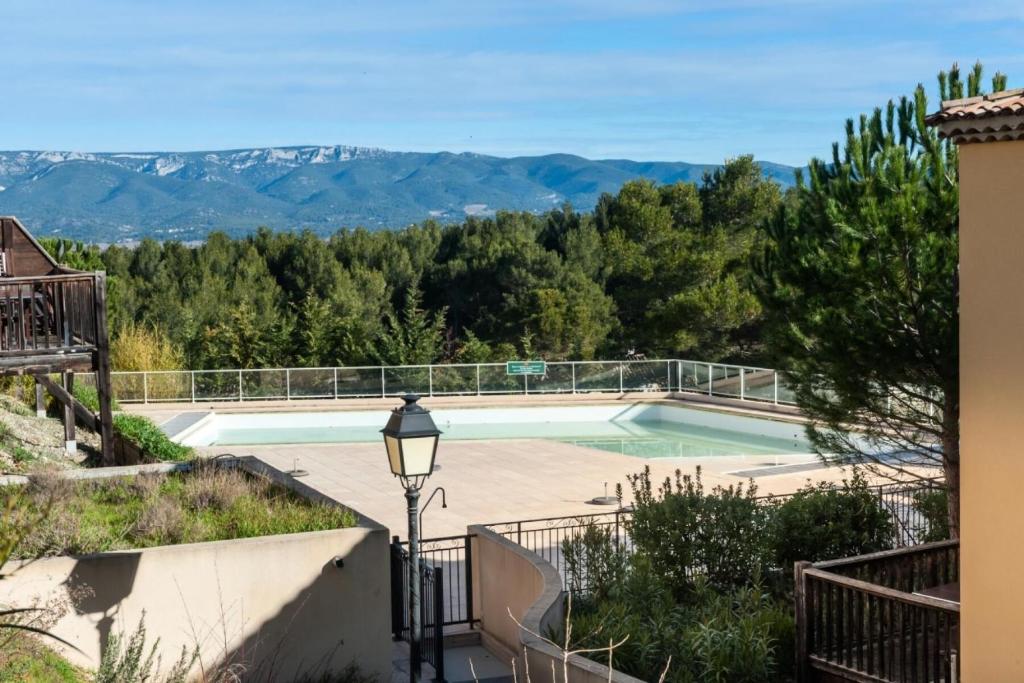 Appartement Les Coteaux de Pont Royal en Provence - maeva Home - Appartement 2 Pièces 4 93 Domaine et Golf de Pont-Royal, Route Charleval 13370 Mallemort