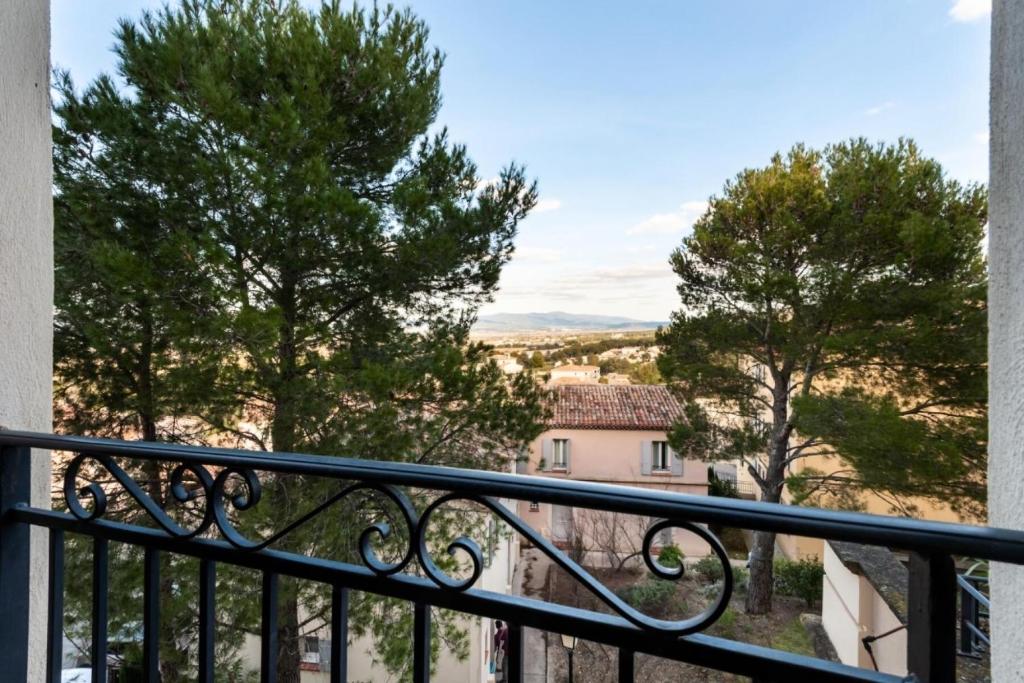 Appartement Les Coteaux de Pont Royal en Provence - maeva Home - Appartement 2 Pièces 6 80 Domaine et Golf de Pont-Royal, Route Charleval 13370 Mallemort