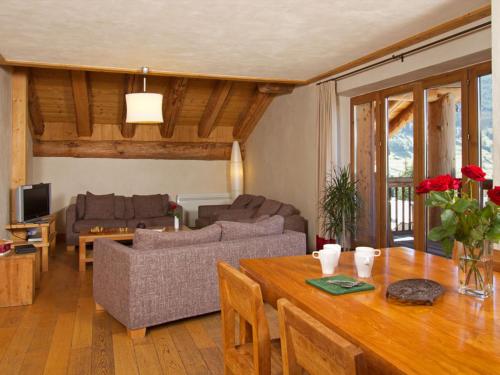 Appartement Appartement Les Deux Alpes, 5 pièces, 10 personnes - FR-1-348-181 117 Avenue de La Muzelle Les Deux Alpes