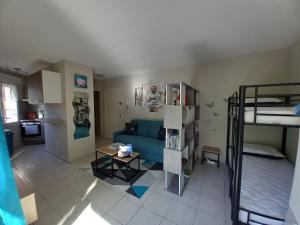 Appartement Les deux Châteaux avec piscine, climatisation et Wi-Fi 7 Rue du Gendarme Drevon 06800 Cagnes-sur-Mer Provence-Alpes-Côte d\'Azur