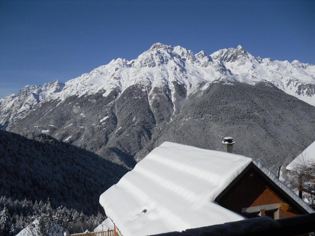 Appartement Les Ecureuils Squirrel Lodge 20, Les Ecureuils, Oz Station, Oz En Oisans 38114 Oz