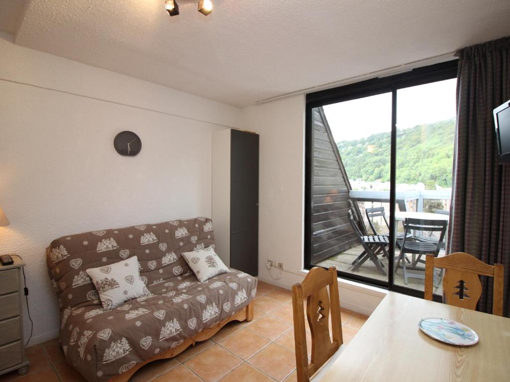 Les Estivales- 9H- Studio charme- 4 pers