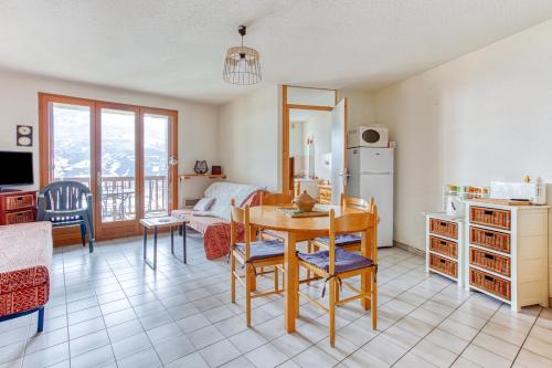 Les Fauvettes - appartement vue imprenable sur montagne