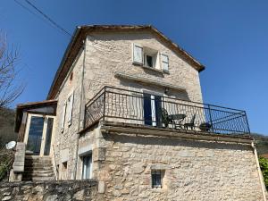 Appartement Les Figuiers de Louna - PIERRE ENSOLEILLÉE - 110 m2 et une véranda Impasse de la courpe Les Masseries 46330 Saint-Géry Midi-Pyrénées